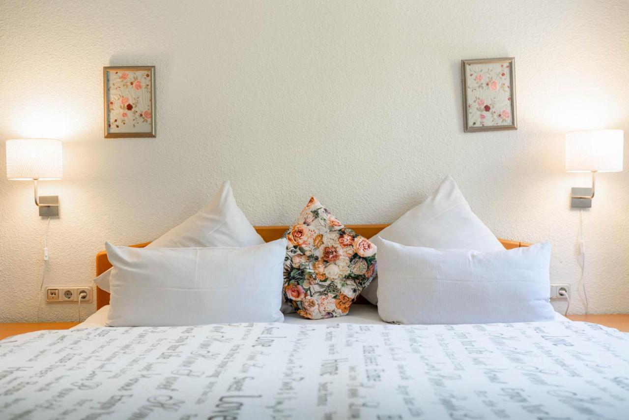Kraeuterhotel Villa Vontenie Kordel Buitenkant foto