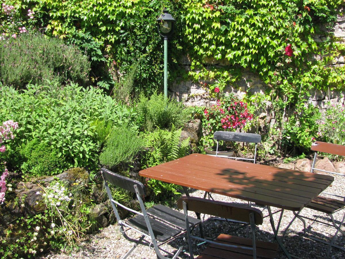 Kraeuterhotel Villa Vontenie Kordel Buitenkant foto